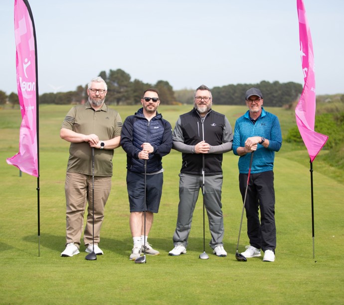 Golfers raise funds for Hansel gallery 2