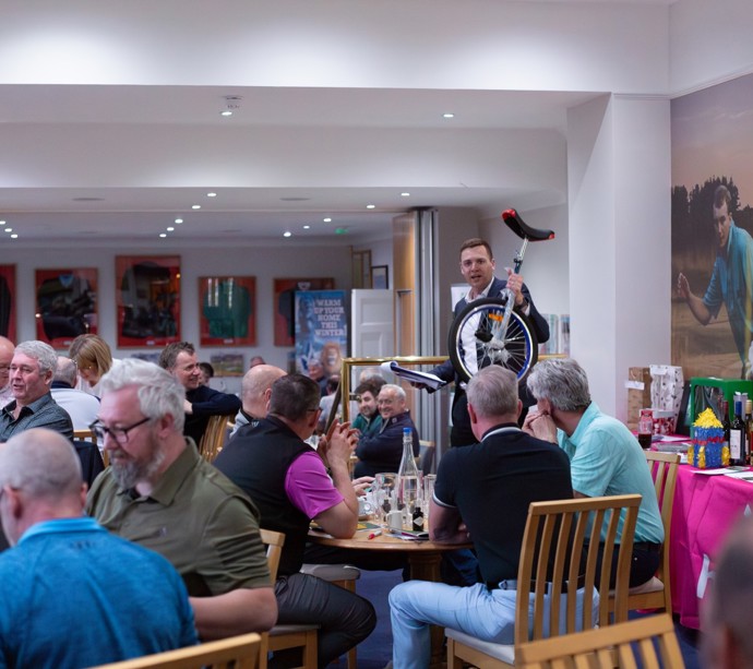 Golfers raise funds for Hansel gallery 19