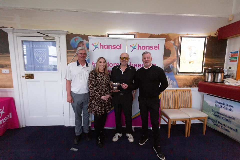 Hansel Golfers raise £6624 towards a new bathroom
