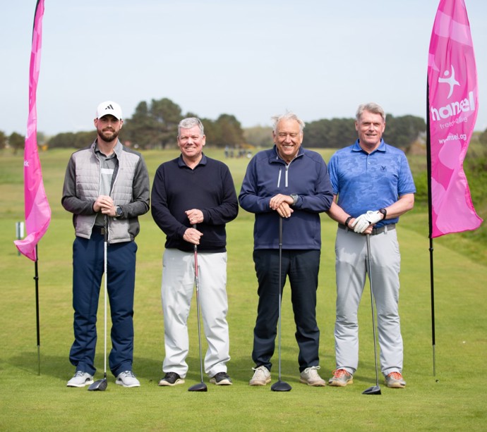 Golfers raise funds for Hansel gallery 7